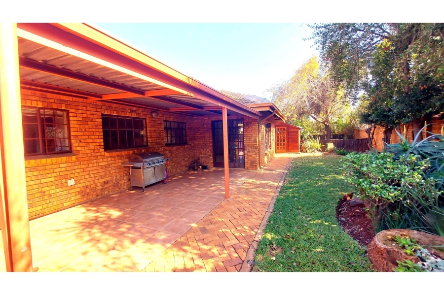 2 Bedroom Property for Sale in Melodie North West